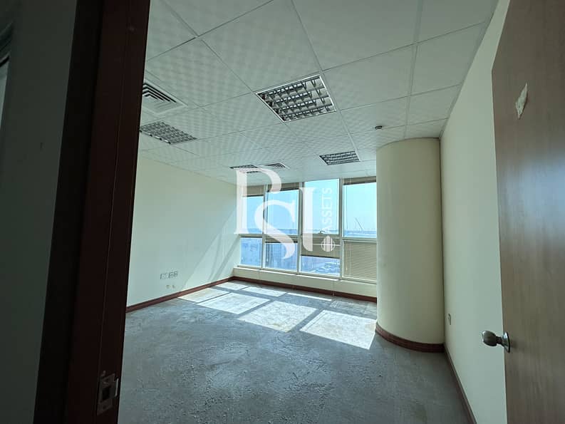 11 Mussafah- Abu Dhabi -  Office (10). jpg