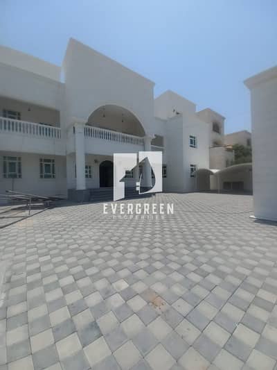 فيلا تجارية  للايجار في المشرف، أبوظبي - efa1eae3-e218-43ac-aecc-5beb1356603f. jpg