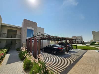 Single Row | Vacant | Corner Unit | Terrace.