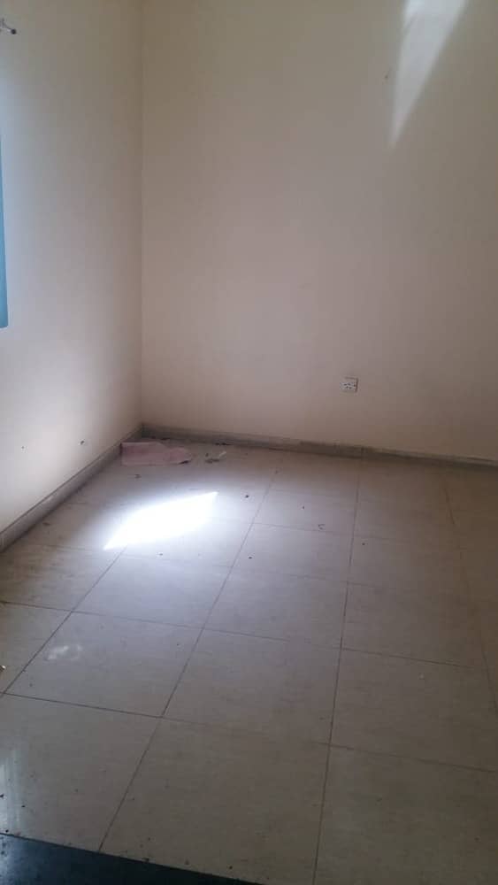 Квартира в Абу Шагара, 16000 AED - 3996423