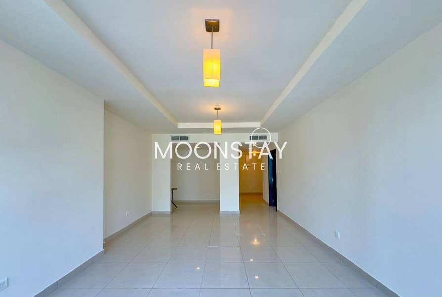 Classy Unit | Rented | Stunning View Classy Unit | Rented | Stunning View