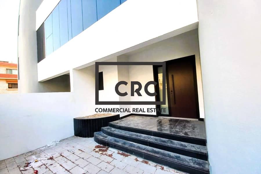 Brand New villa | 250SQM | Road Facing | Good Area
