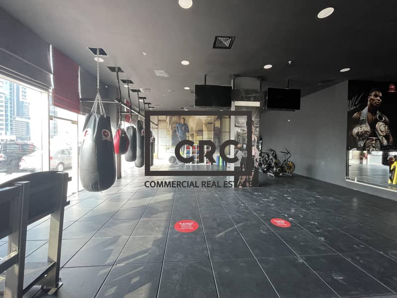 Huge RTA parking | Combined unit 5,552 sq. ft Huge RTA parking | Combined unit 5,552 sq. ft