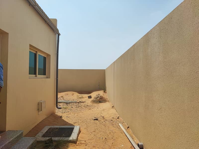 7 LAND 7500 SQFT hAMADI (27). jpg