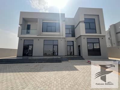 Modern | 5-Bed Villa Oasis | Ideal Location