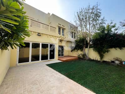 3 Bedroom Villa for Rent in The Lakes, Dubai - 3 Bed+Maid | Close to Pool | Part Upgraded