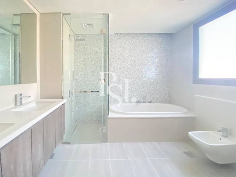 7 yas-acres-yas-island-abu-dhabi-bathroom (3). JPG
