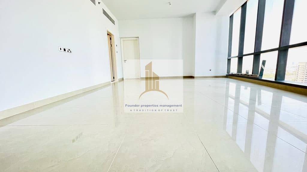 NO COMMISSION Lavishly Extraordinary! 2 Bed Room with Basement Parking NO COMMISSION Lavishly Extraordinary! 2 Bed Room with Basement Parking