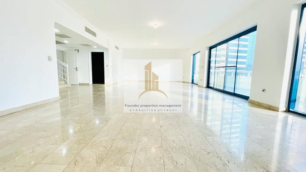 NO COMMISSION Ample 3 Bed Room Duplex in Superb Location with Open City View NO COMMISSION Ample 3 Bed Room Duplex in Superb Location with Open City View