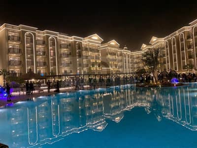 Amazing 2 Bedroom With Full Garden and Pool  View on Ground Floor