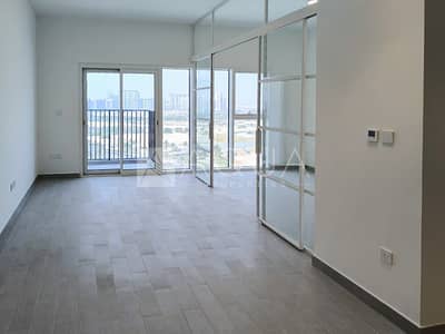 VACANT l UNFURNISHED l PRIME LOCATION