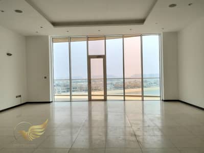 Stunning 3 Bedroom Apartment in Tiara