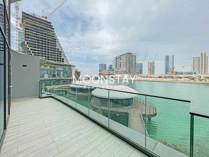 Stunning TH | Sea View | Ready To Move