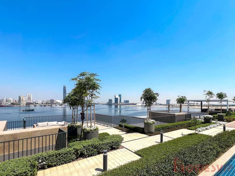 17 Swimming Pool Sea view. jpg
