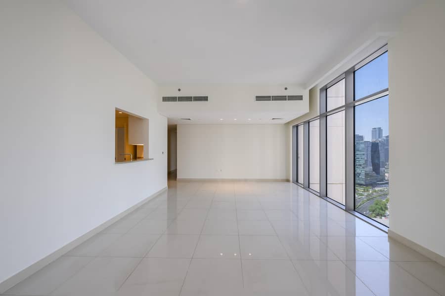 Vacant | Mid floor | Boulevard View Vacant | Mid floor | Boulevard View