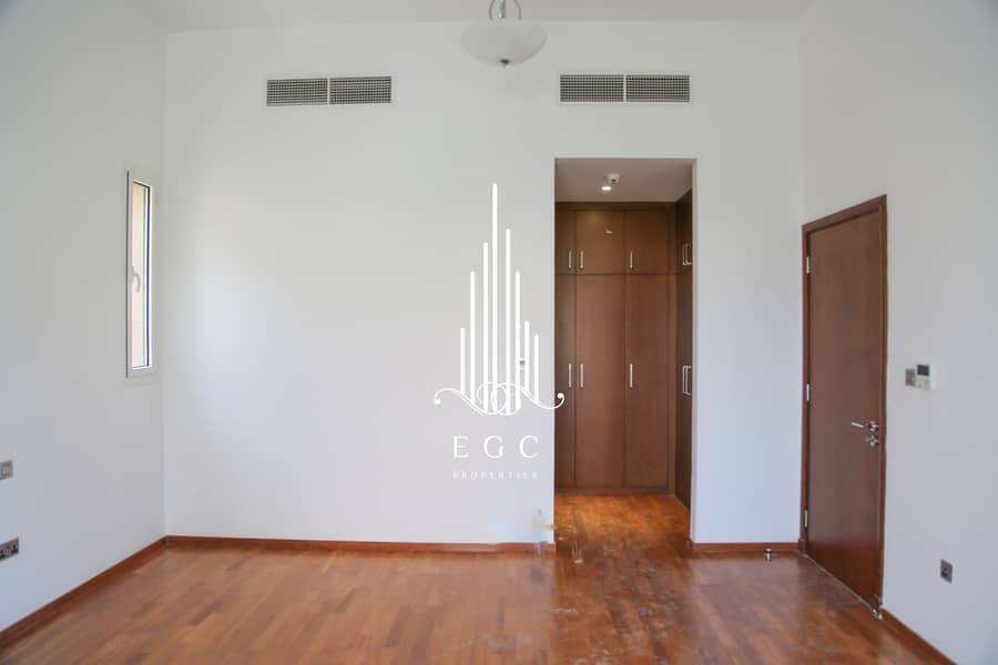 8 610B1278. jpg