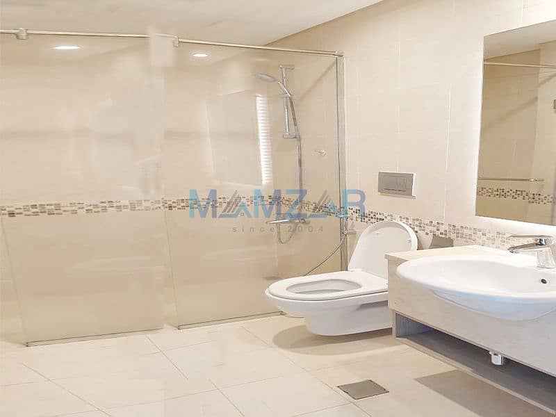 8 bath. jpg