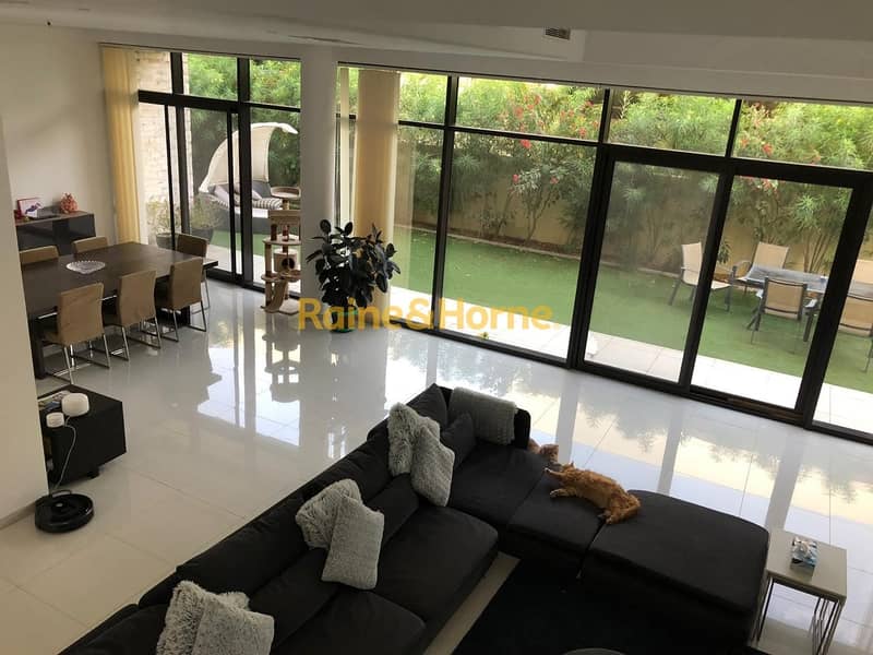 Landscaped V3 villa for sale in Rockwood Landscaped V3 villa for sale in Rockwood