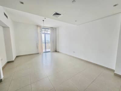 DISTRESS VACANT 2 BED+MAID FOR SALE