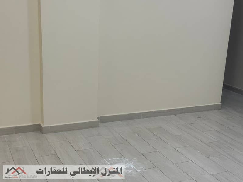 10 8a1bbddf-1c97-4ef7-bc2f-e37a05f33d4e. jpg