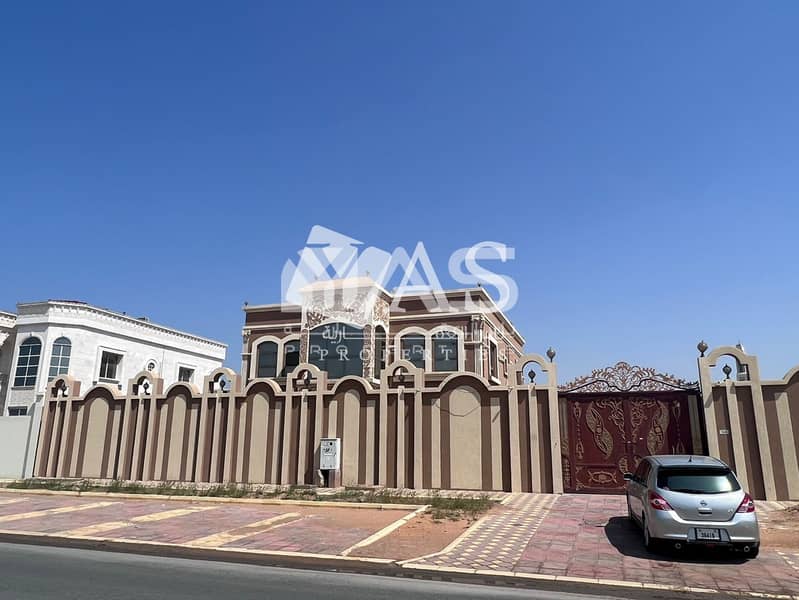 Huge Villa | 8 Bedrooms + Majlis | Large Plot Huge Villa | 8 Bedrooms + Majlis | Large Plot