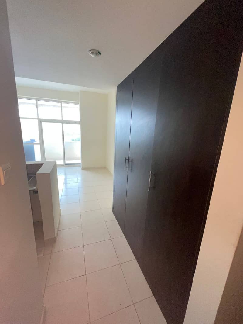 Ready To Move In I Unfurnished I Golf View