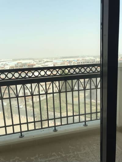 Studio for Rent in International City, Dubai - 5. jpg