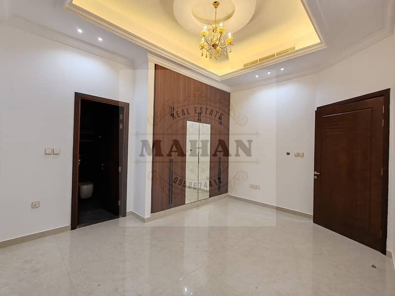 20 b202bd85-ec69-4aed-a7b5-90dc920ceff0. jpg