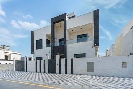 VACANT |  BRAND NEW |  SPACIOUS |  WITH  MAJLIS