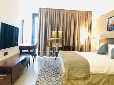 Fully Furnished-Premium Finishing-Close to Mall