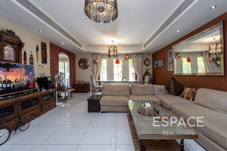 Springs 9 | Landscaped Garden | Upgraded Springs 9 | Landscaped Garden | Upgraded