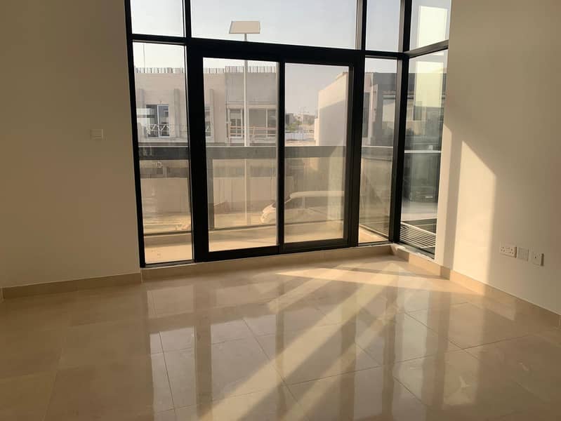 6 3br-Maids-Room-Villa-Sale-Furjan (7). jpeg