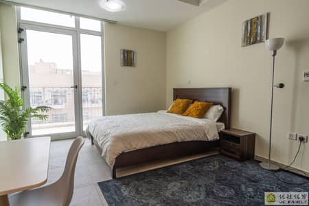 Studio for Rent in International City, Dubai - 607. jpg