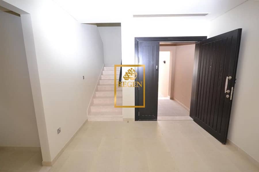 9 Entrance. JPG
