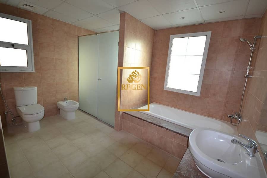 8 Master Bathroom. JPG