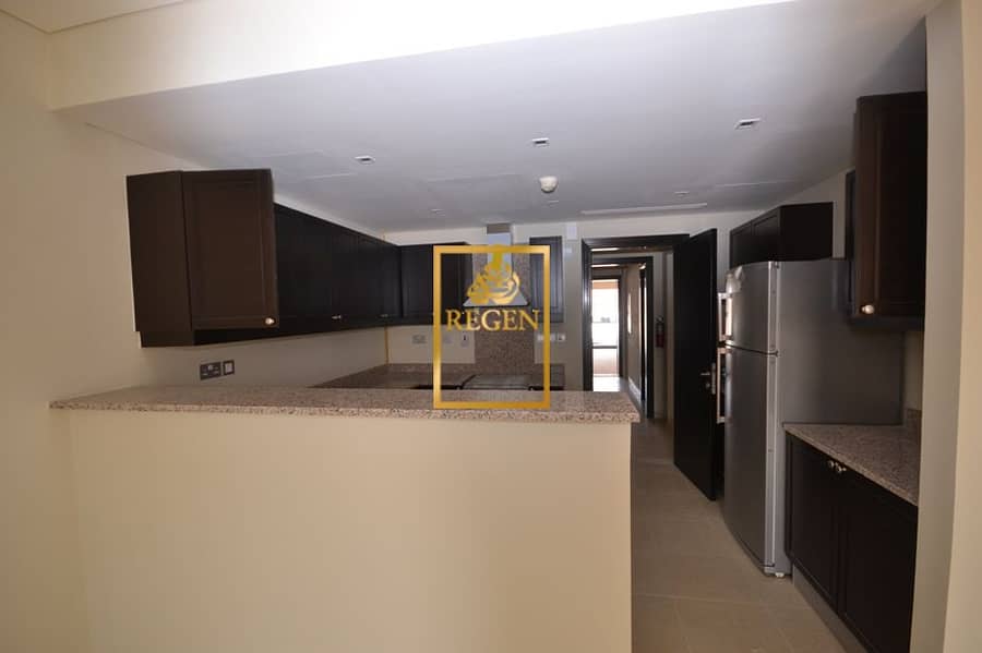 11 Equiped Kitchen. JPG