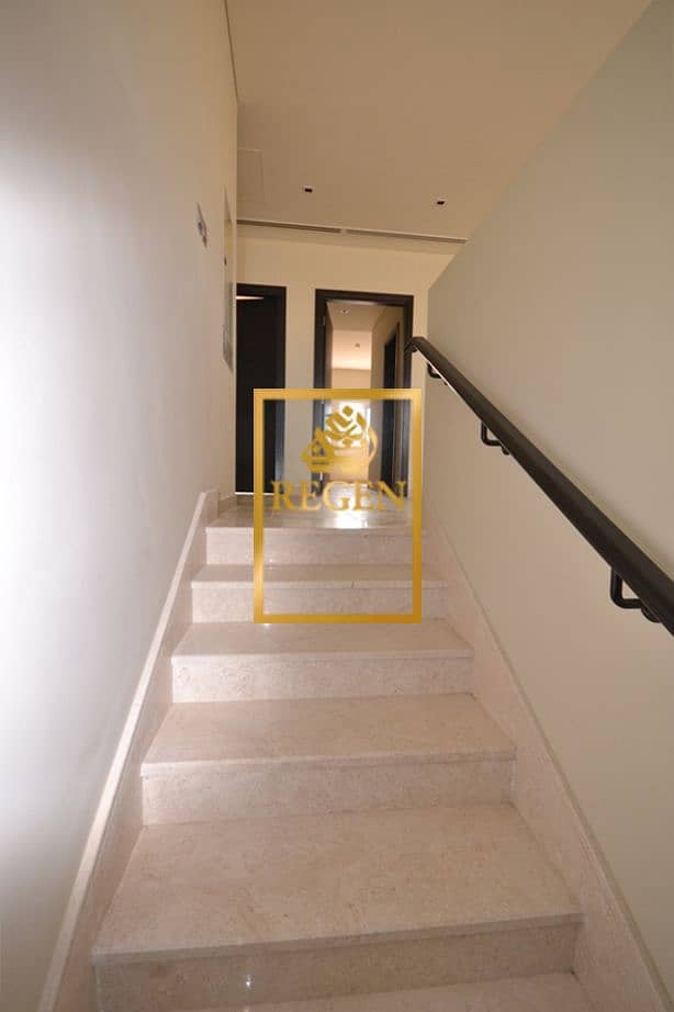 13 Staircase. JPG