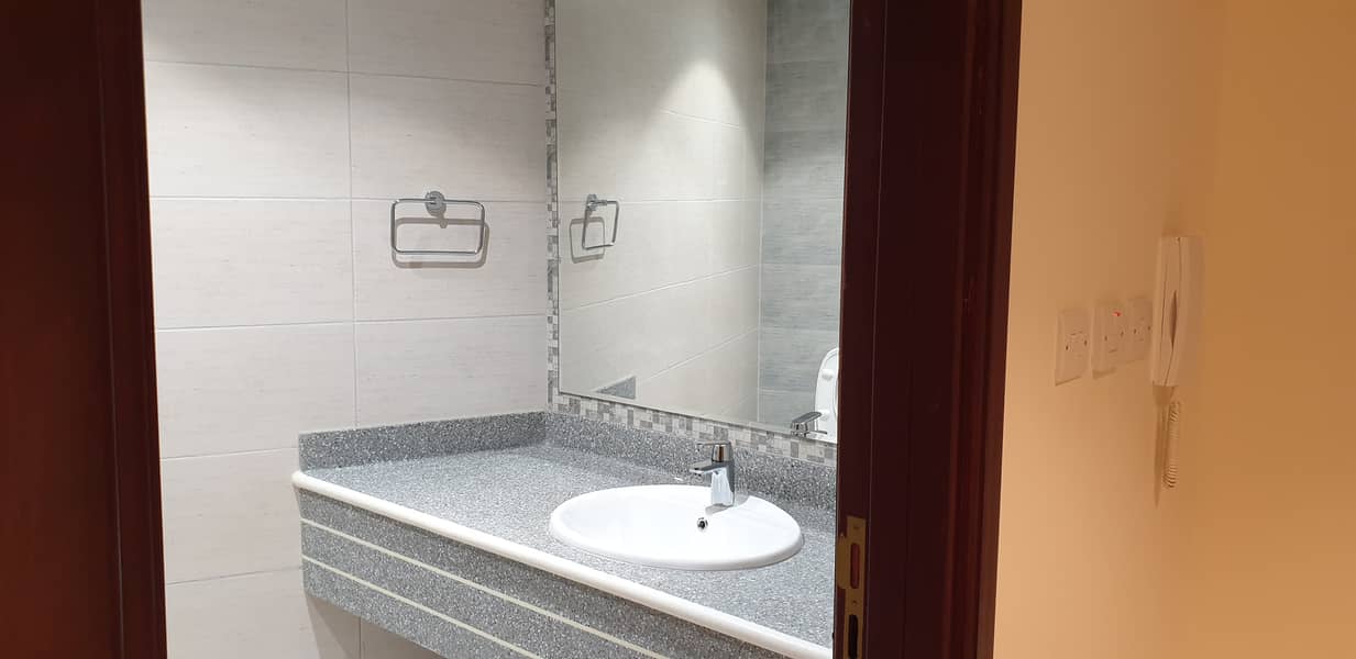 11 Visitor Bathroom