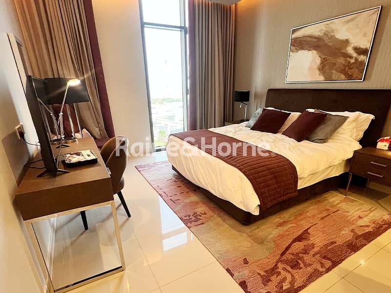 Hotel Apartment |Fully Furnished| Motivated Seller