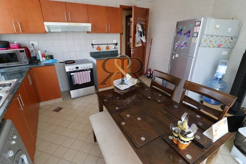 13 Well Maintained I Spacious 2 Bedrooms I Lake View