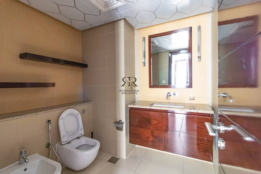 13 Rare 2 Bedrooms | Private Garage | Villa style living