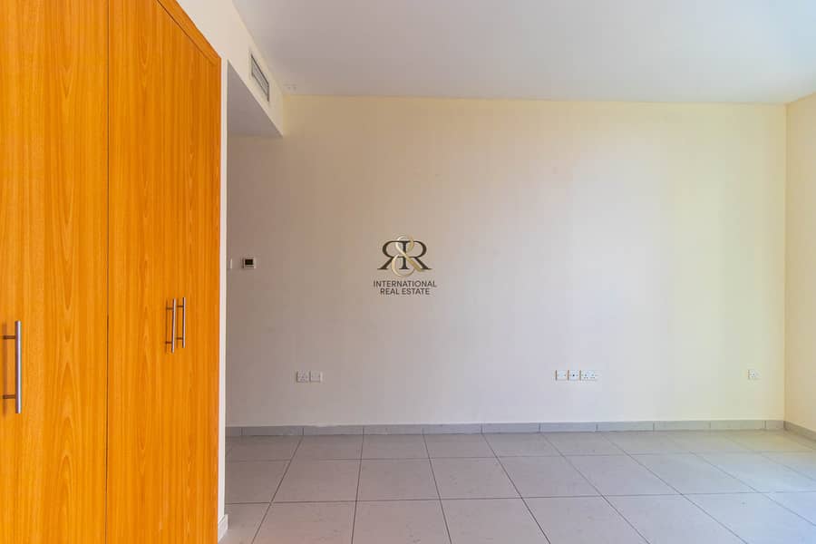 8 Spacious 1 Bedroom | Chiller Free | Unfurnished