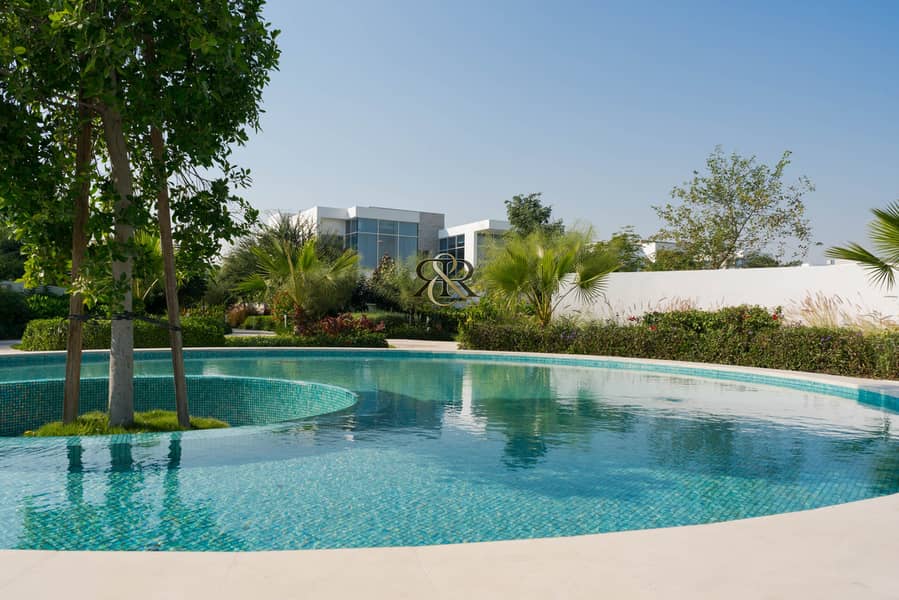 5 Luxurious Upgraded finishing | Contemporary Style Villa
