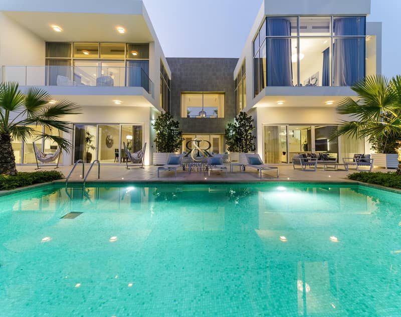19 Luxurious Upgraded finishing | Contemporary Style Villa