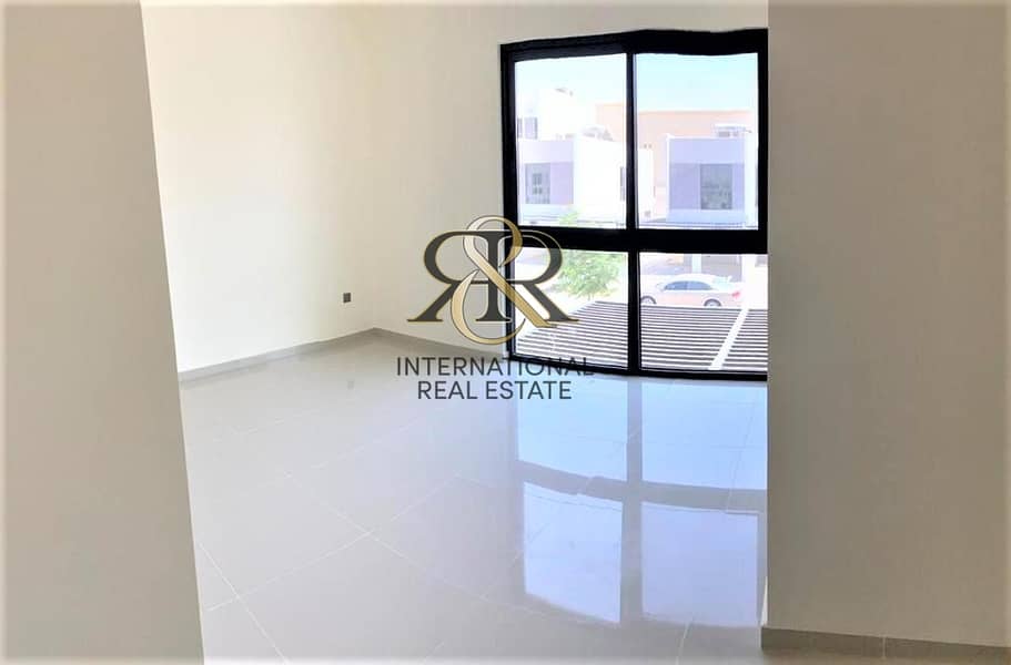 6 Spacious 3 Bedrooms + Maid | Very Well Maintained