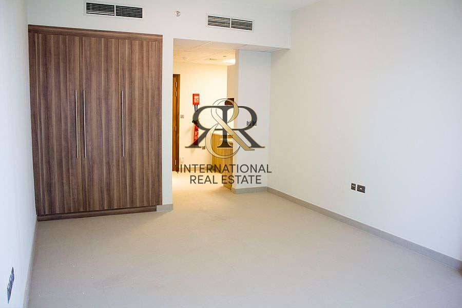 Highly Maintained Spacious Studio | Great Location