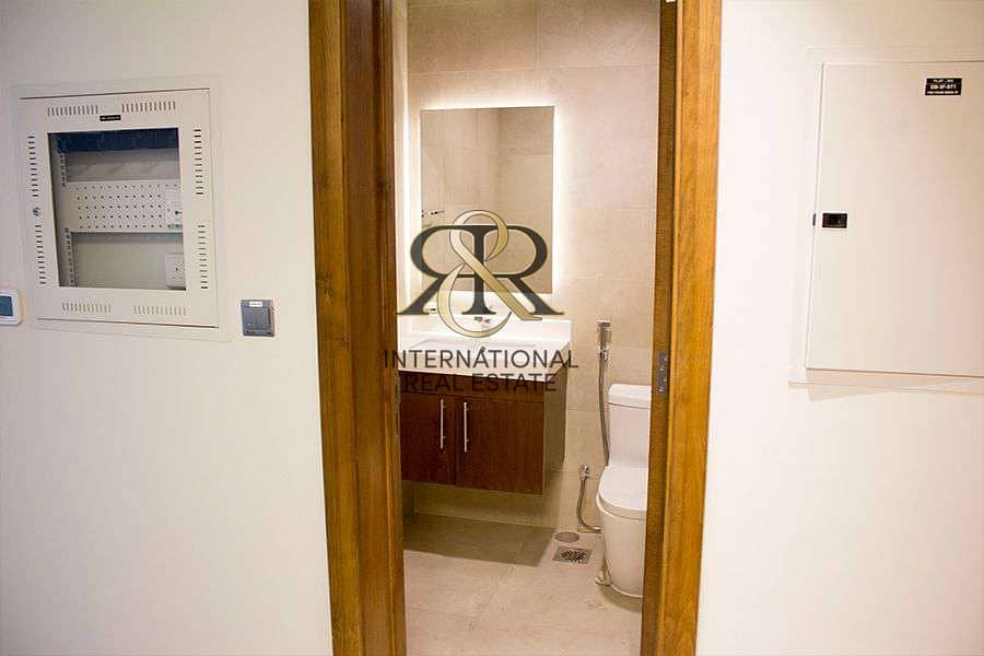 8 Highly Maintained Spacious Studio | Great Location