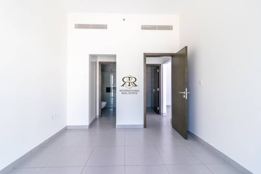 7 Corner Unit Brand New 1 Bedroom | Near Miracle Garden