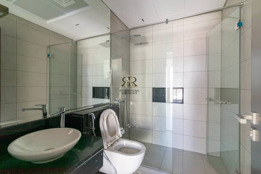 15 Corner Unit Brand New 1 Bedroom | Near Miracle Garden