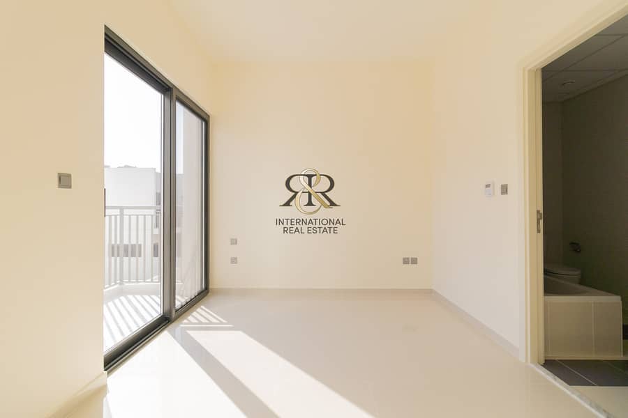 2 Brand New Spacious 3 Bedrooms with Balcony | Well Maintained